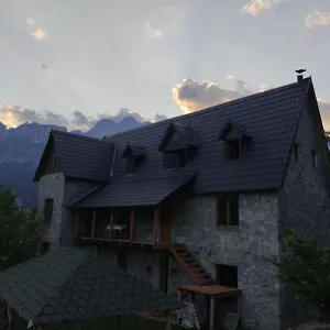Vellezrit Shkambi Pensión