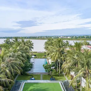 Emerald Riverside Resort Hoi An