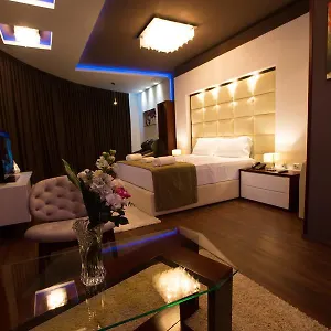 Hotel Palma, Rinas