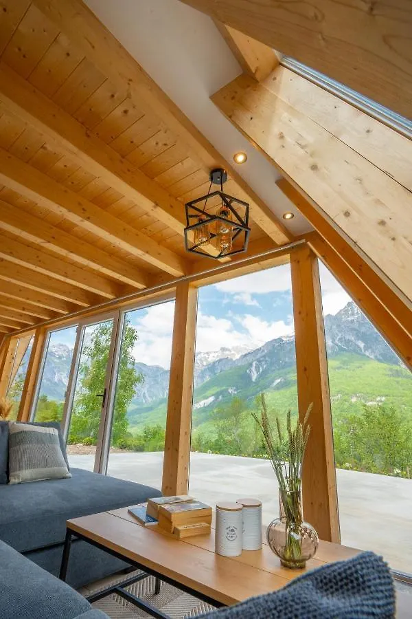 Vidis Chalet Boutique Hotel Theth 0*,  Albania