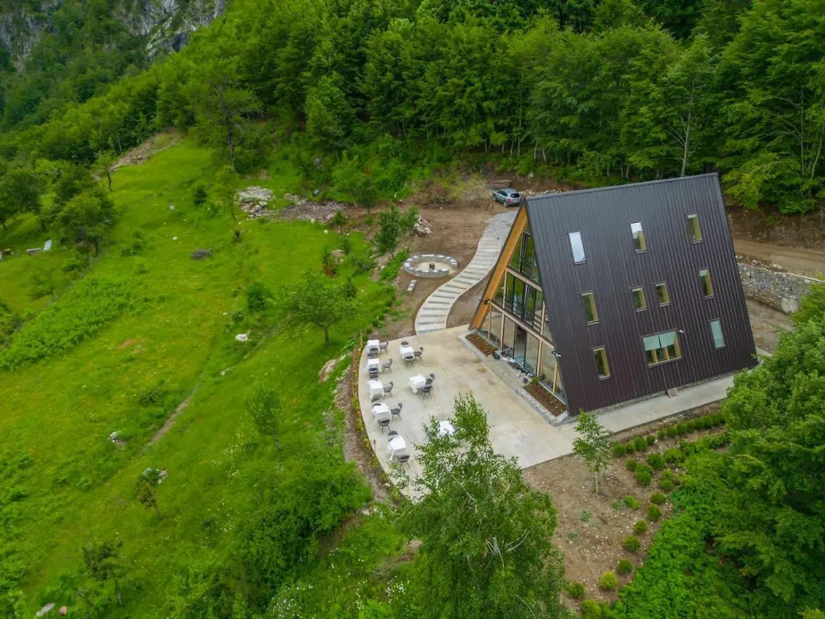 Vidis Chalet Boutique Hotel Theth