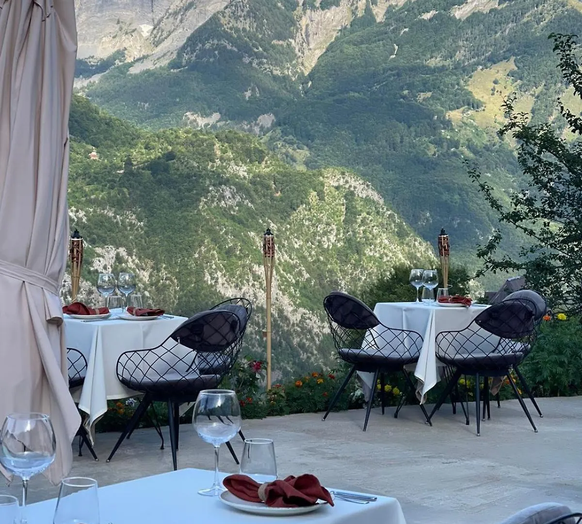 Vidis Chalet Boutique Hotel Theth