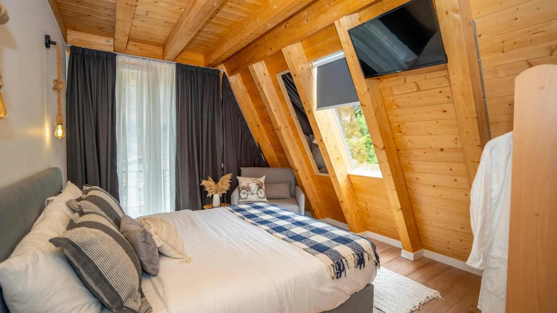 Vidis Chalet Boutique Hotel Theth 0*,