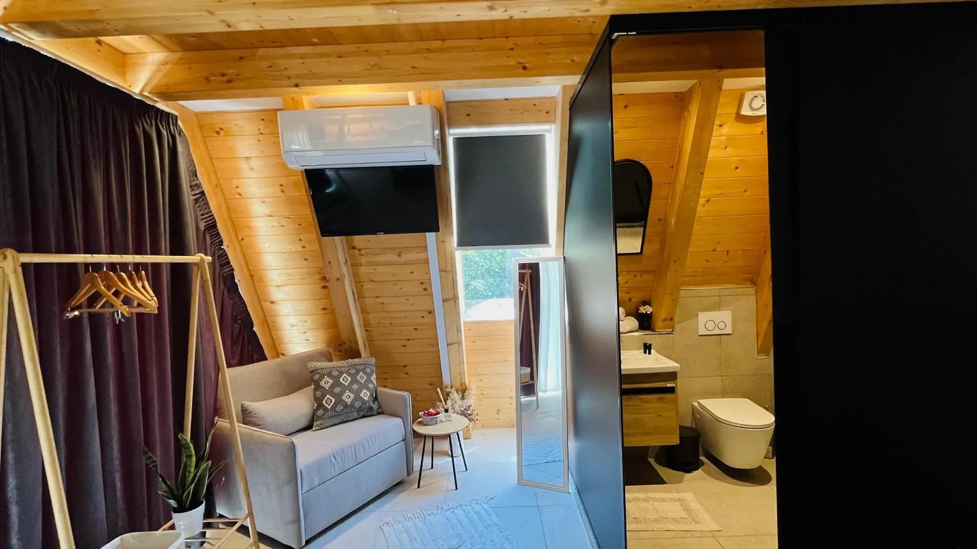 Vidis Chalet Boutique Hotel Theth Albanien