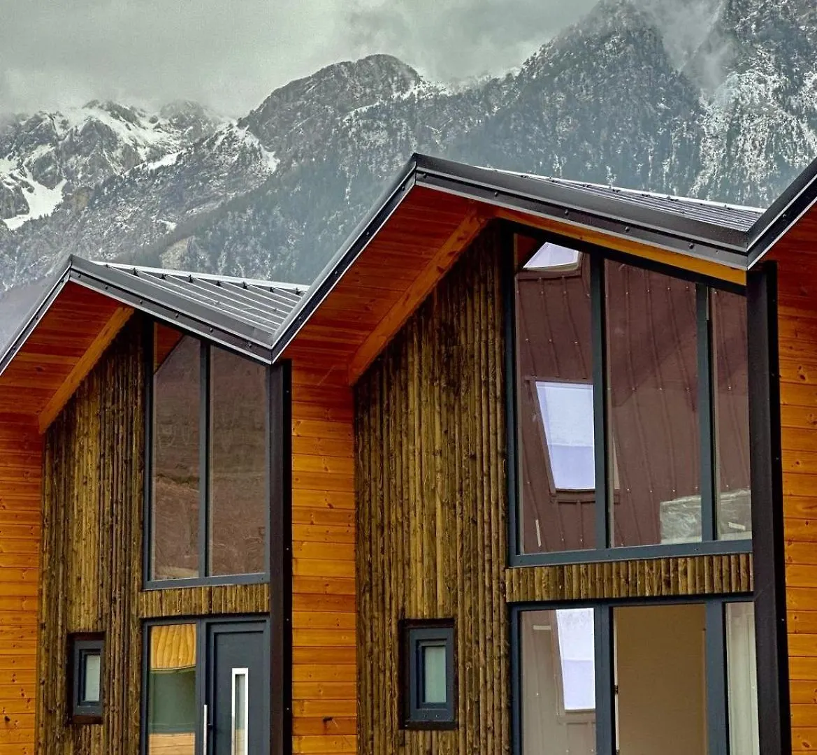 Vidis Chalet Boutique Hotel Theth 0*,