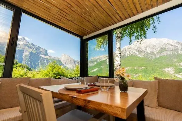 Vidis Chalet Boutique Hotel Theth Albania