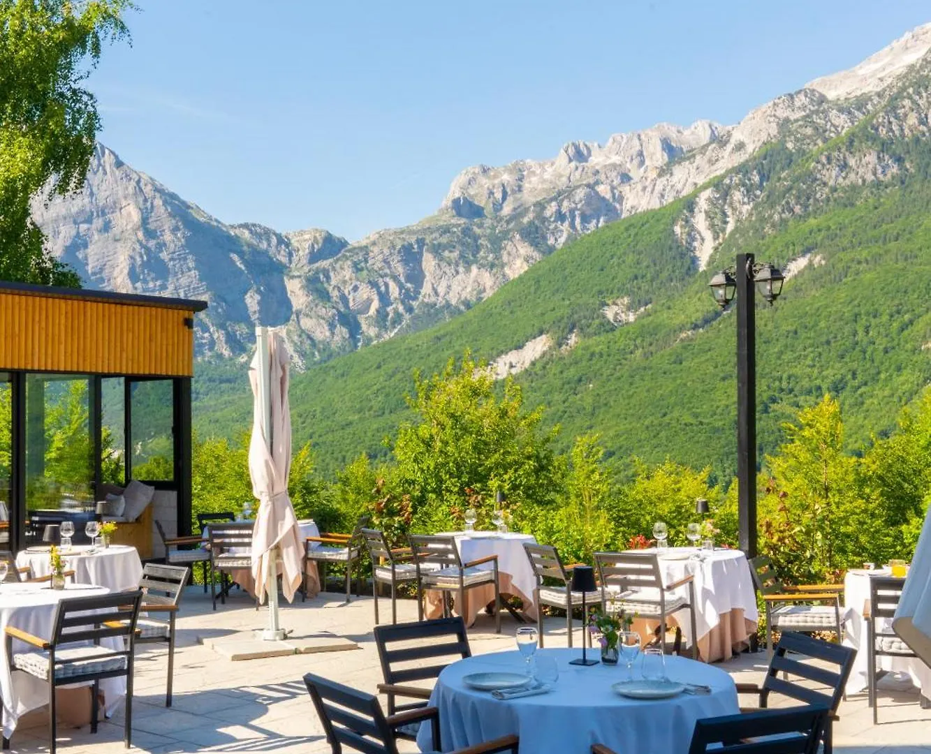 Vidis Chalet Boutique Hotel Theth 0*,  Albanien